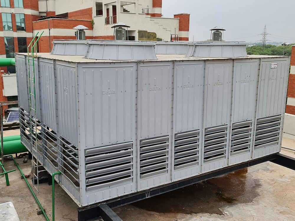 Open-loop cooling tower for DG set